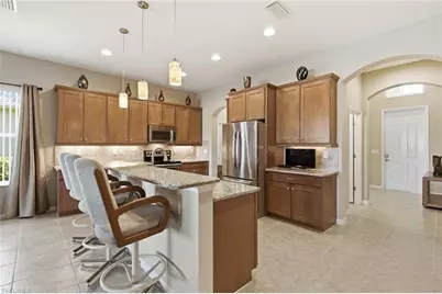 10526 Carena Cir, Fort Myers, FL 33913 - Photo 13