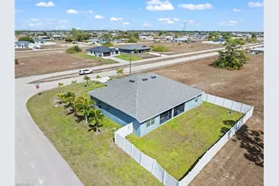 1728 Diplomat Pkwy W, Cape Coral, FL 33993 - Photo 27