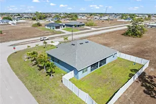 1728 Diplomat Pkwy W, Cape Coral, FL 33993 - Photo 27