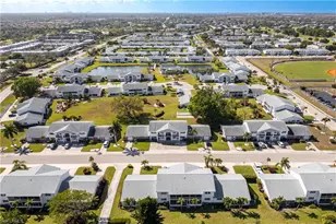 8761 Lueck Ln, Fort Myers, FL 33919 - Photo 33