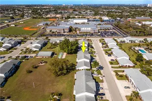 8761 Lueck Ln, Fort Myers, FL 33919 - Photo 35