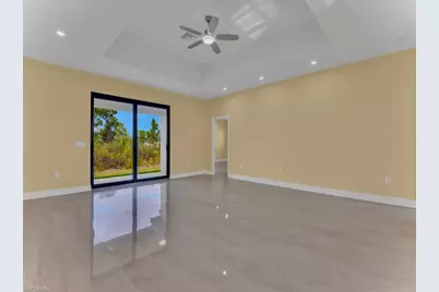 637 Cardinal St E, Lehigh Acres, FL 33974 - Photo 3