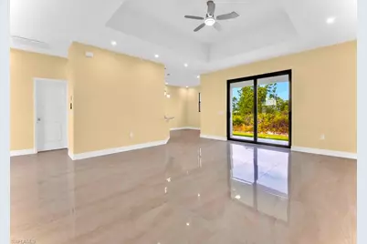 637 Cardinal St E, Lehigh Acres, FL 33974 - Photo 5