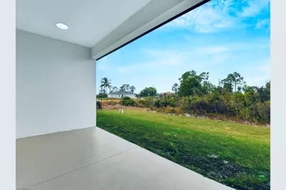 637 Cardinal St E, Lehigh Acres, FL 33974 - Photo 31