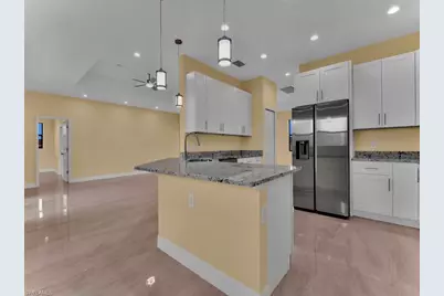 637 Cardinal St E, Lehigh Acres, FL 33974 - Photo 13