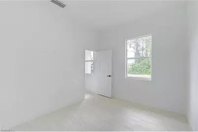 940 Lakeside Dr, Lehigh Acres, FL 33974 - Photo 15