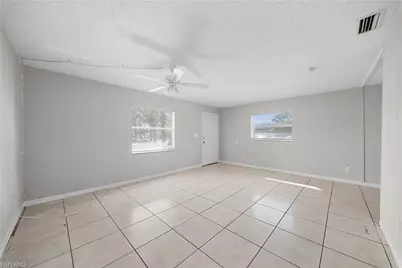 5539 10th Ave, Fort Myers, FL 33907 - Photo 3