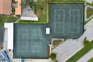 5785 Trailwinds Dr, Fort Myers, FL 33907 - Photo 39