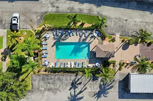 5785 Trailwinds Dr, Fort Myers, FL 33907 - Photo 37