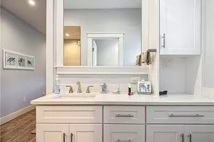 750 Periwinkle Way, Sanibel, FL 33957 - Photo 17