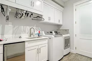 750 Periwinkle Way, Sanibel, FL 33957 - Photo 25