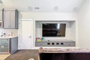 750 Periwinkle Way, Sanibel, FL 33957 - Photo 21