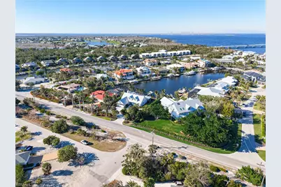 750 Periwinkle Way, Sanibel, FL 33957 - Photo 37