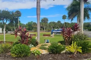 9 Pearl Dr, Naples, FL 34114 - Photo 19