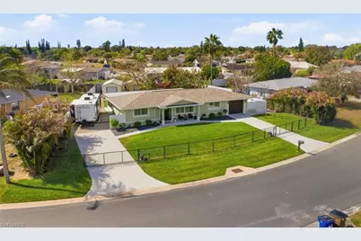 1437 Alwynne Dr N, Lehigh Acres, FL 33936 - Photo 3