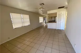 801 SE 5th Ave, Cape Coral, FL 33990 - Photo 3