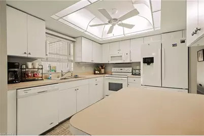 408 SE 23rd Ter, Cape Coral, FL 33990 - Photo 7