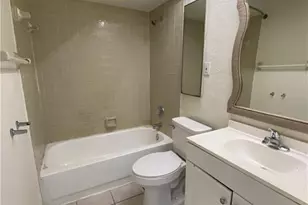 801 SE 5th Ave, Cape Coral, FL 33990 - Photo 9