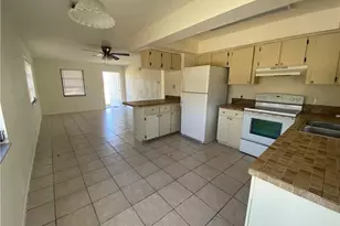 801 SE 5th Ave, Cape Coral, FL 33990 - Photo 5