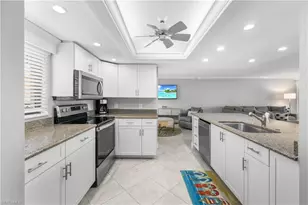 1401 Middle Gulf Dr, Sanibel, FL 33957 - Photo 3