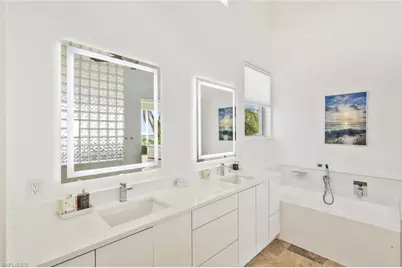 2302 SE 28th St, Cape Coral, FL 33904 - Photo 25