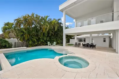 2302 SE 28th St, Cape Coral, FL 33904 - Photo 7