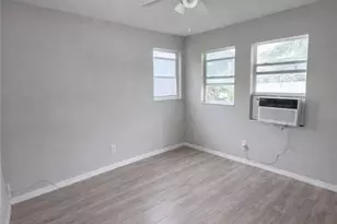 4960 Vincennes St, Cape Coral, FL 33904 - Photo 5