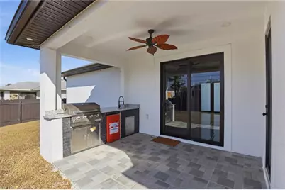 1108 NE 19th Ter, Cape Coral, FL 33909 - Photo 17