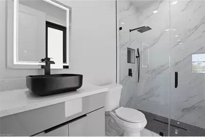 1108 NE 19th Ter, Cape Coral, FL 33909 - Photo 25