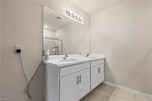 429 Tropicana Parkway W, Cape Coral, FL 33993 - Photo 9