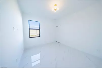 9035 E Broad Cir, Labelle, FL 33935 - Photo 11