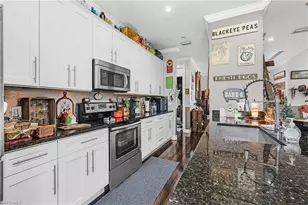 14661 Martin Dr, Fort Myers, FL 33908 - Photo 11