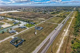 1216 Kismet Pkwy E, Cape Coral, FL 33909 - Photo 3