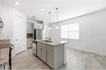 28347 Captiva Shell Loop, Bonita Springs, FL 34135 - Photo 9