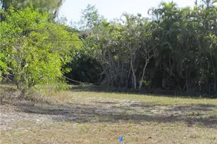 7758 Breakwater Ct, Bokeelia, FL 33922 - Photo 5