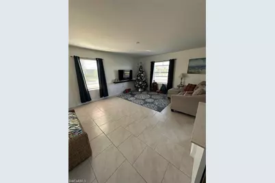 20050 Caroline Creek Pl, Lehigh Acres, FL 33974 - Photo 5