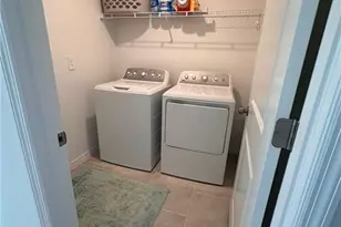 20050 Caroline Crk Pl, Lehigh Acres, FL 33974 - Photo 9