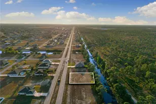 401 Wilmington Pkwy, Cape Coral, FL 33993 - Photo 3