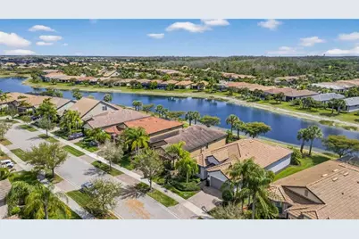 10825 Dennington Rd, Fort Myers, FL 33913 - Photo 31