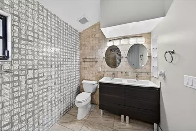 305 SE 19th Ter, Cape Coral, FL 33990 - Photo 11