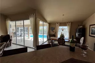 546 SE 4th St, Cape Coral, FL 33990 - Photo 9