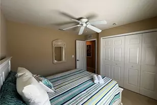 546 SE 4th St, Cape Coral, FL 33990 - Photo 25