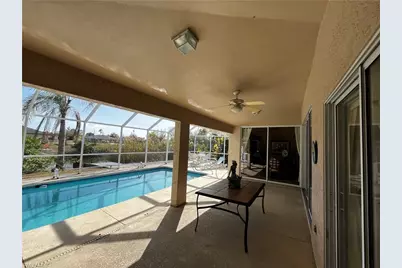 546 SE 4th St, Cape Coral, FL 33990 - Photo 17