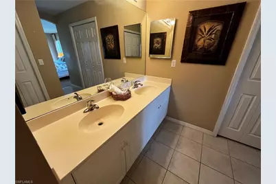 546 SE 4th St, Cape Coral, FL 33990 - Photo 41