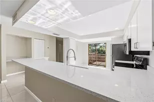 116 Pinebrook Dr, Fort Myers, FL 33907 - Photo 7