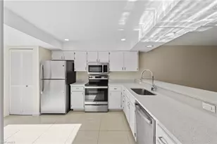 116 Pinebrook Dr, Fort Myers, FL 33907 - Photo 3