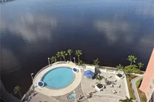 2743 First St, Fort Myers, FL 33916 - Photo 5