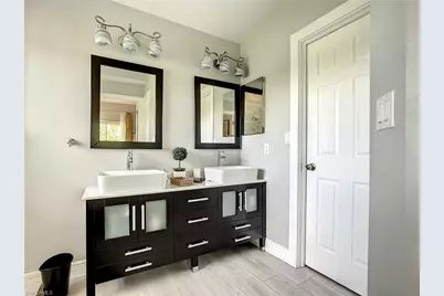 13633 Admiral Ct, Fort Myers, FL 33912 - Photo 33