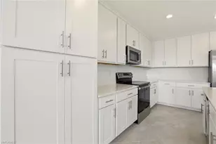 18461 Copperhead Ct N, Lehigh Acres, FL 33936 - Photo 11