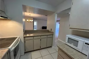 6494 Royal Woods Dr, Fort Myers, FL 33908 - Photo 7